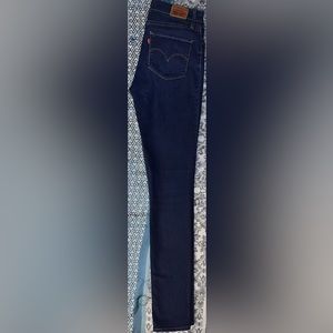 Levi’s 721 Dark Wash High Rise Skinny Jeans